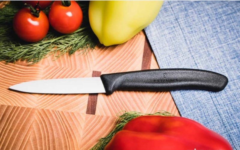 Керамический нож для резки овощей